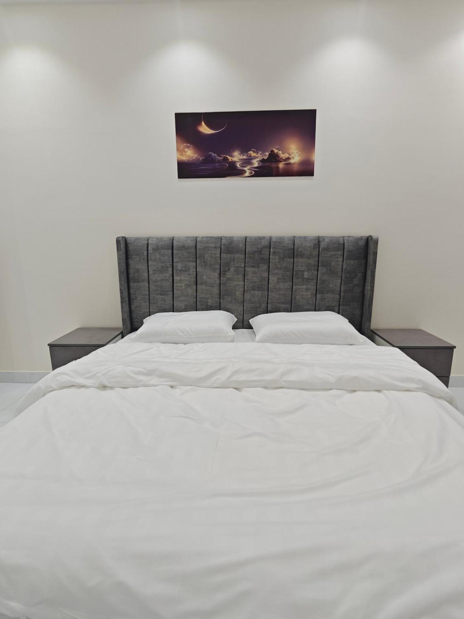 Yaqoot Al Madina Suites Al Awali Exterior foto